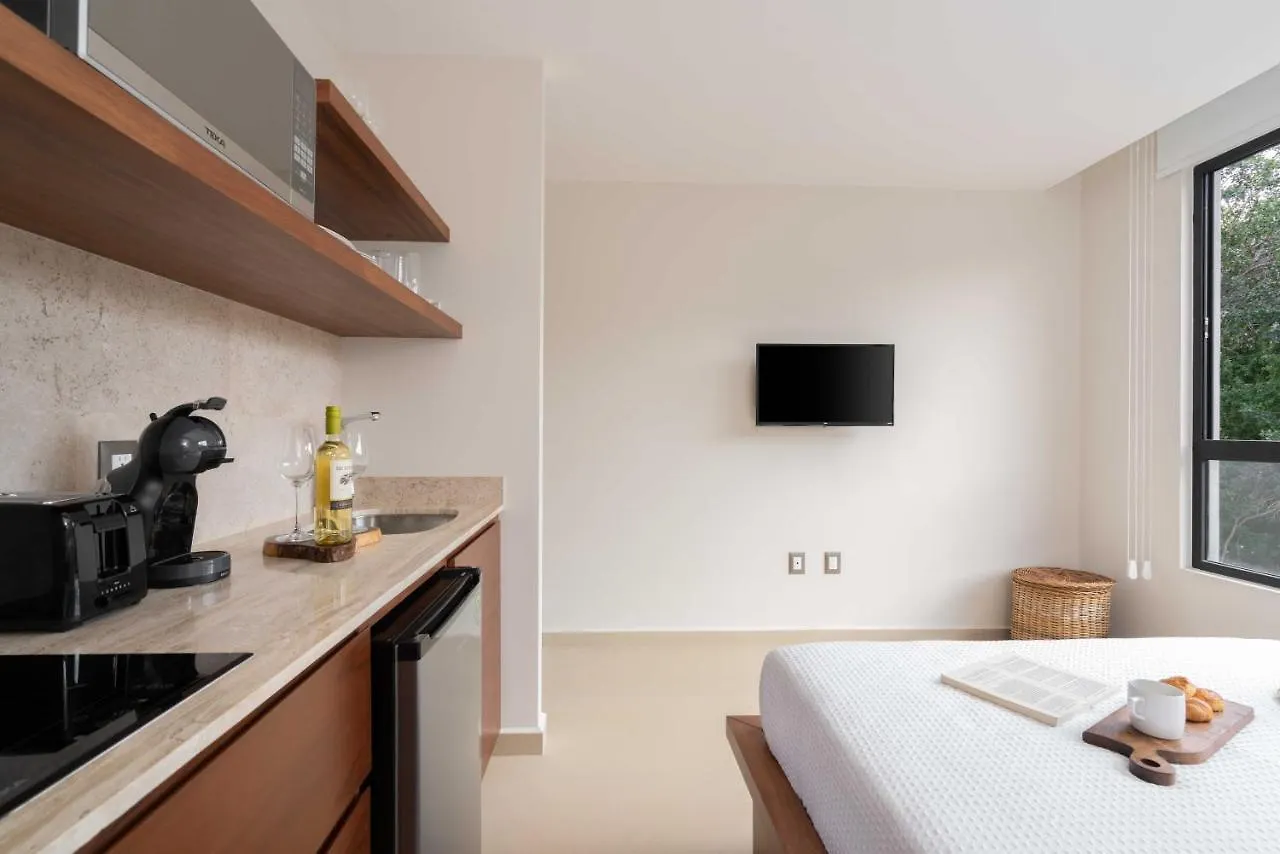 Apartment Queen Bed Suite, Infinity Pool & Fast Wifi, Nespresso & Netflix Tulum